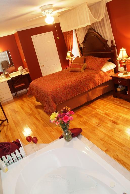 Cote'S Bed & Breakfast Ґранд-Фоллс Екстер'єр фото